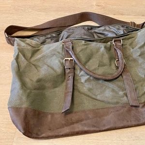 Weekender Bag